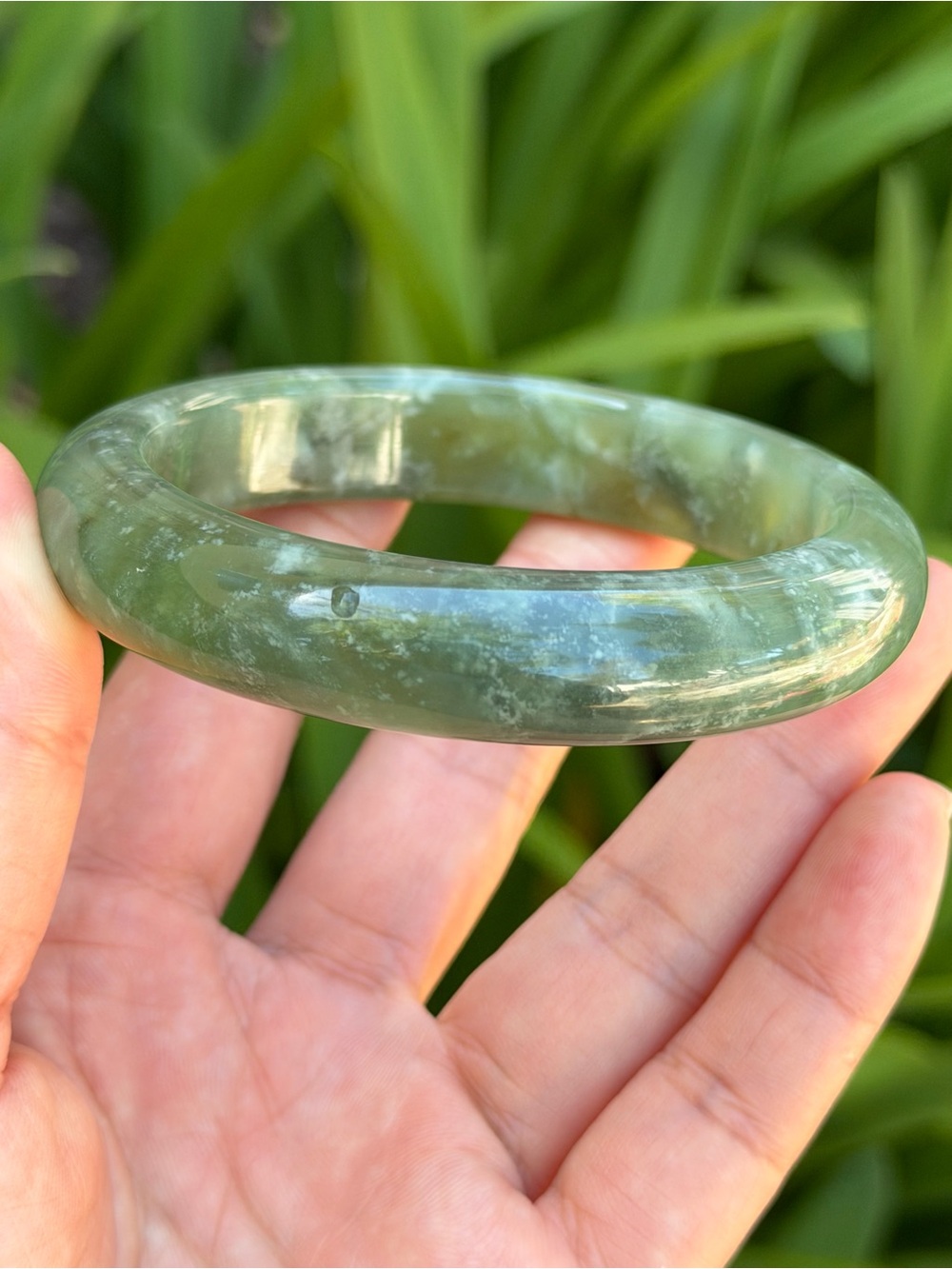 63mm inner diameter green xiuyu jade agate bangle 1829